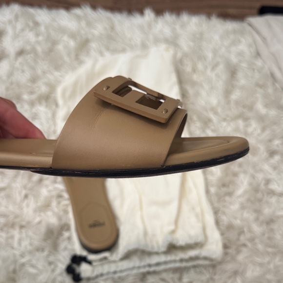 Fendi Beige Baguette Slide Sandals - Picture 9 of 12